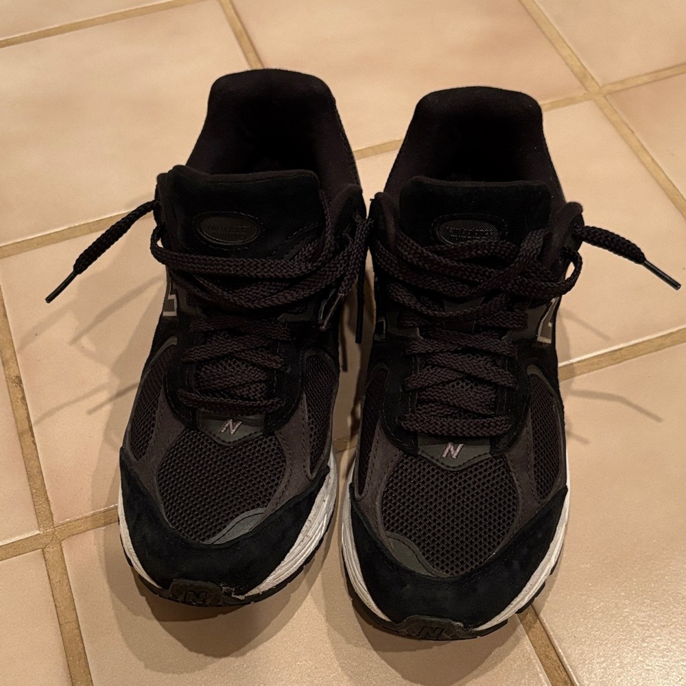 New Balance Black and Gray Sneakers